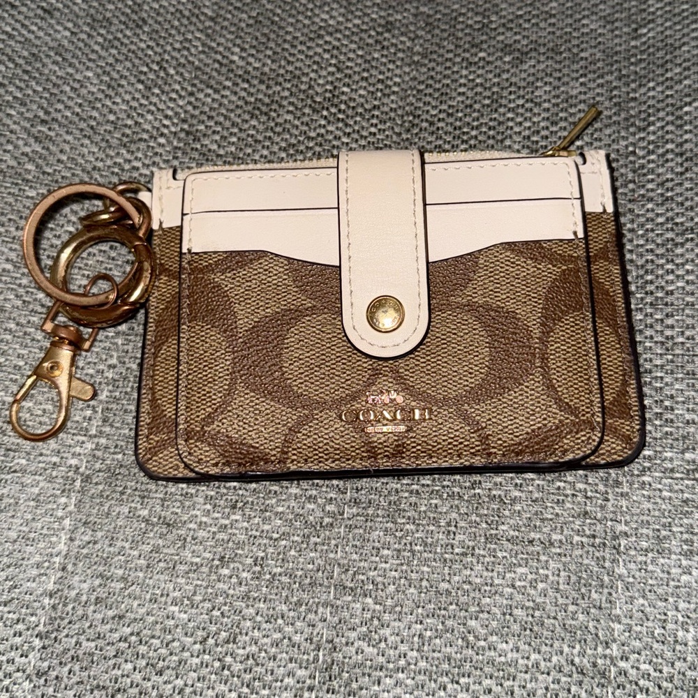 Coach Tan and Cream Card Holder with Keychain